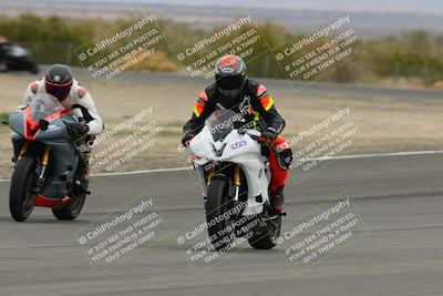 media/Jan-14-2023-SoCal Trackdays (Sat) [[497694156f]]/Turn 3 Exit-Wheelie Bump (1150am)/